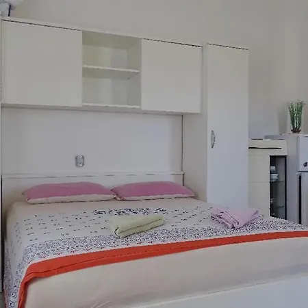 Apartmán I Mali